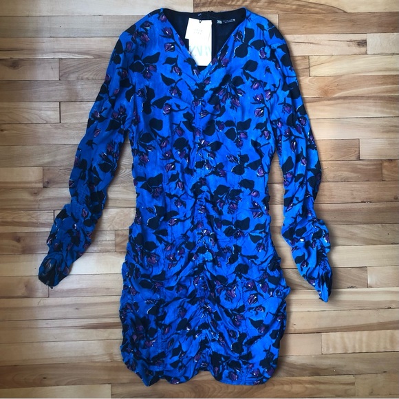 NWOT floral print ruched Zara mini dress. - Picture 4 of 9